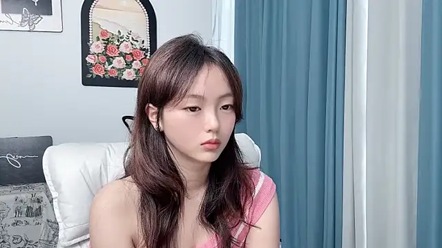 Snapshot of wenwen8888 chatting on June 2026 03:27:02 AM wenwen8888 online show from June 2026 03:27:02 AM