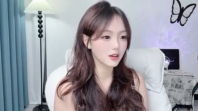 Snapshot of wenwen8888 chatting on July 2026 03:31:01 PM wenwen8888 online show from July 2026 03:31:01 PM