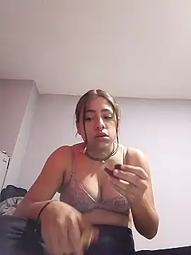 Chloe Belll online show from July 2026 07:57:02 PM