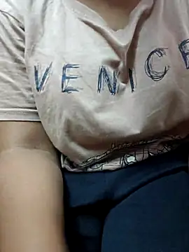 Snapshot of telugubigboobs__P chatting on July 2026 06:43:01 AM telugubigboobs P online show from July 2026 06:43:01 AM