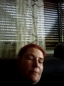 Snapshot of GoldenWifee chatting on June 2026 05:36:02 AM GoldenWifee online show from June 2026 05:36:02 AM