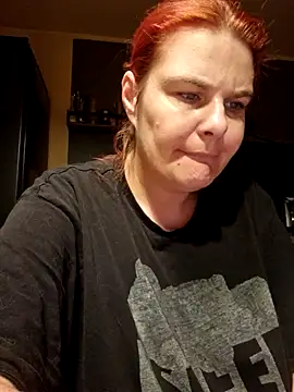 Snapshot of GoldenWifee chatting on July 2026 03:58:01 AM GoldenWifee online show from July 2026 03:58:01 AM
