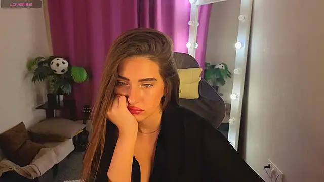 Bella  Kallen online show from June 2026 09:05:02 AM