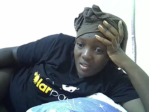Snapshot of Hot-Zelinda chatting on July 2026 03:51:01 AM Hot-Zelinda online show from July 2026 03:51:01 AM