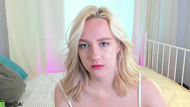 Chloe-Deccer online show from July 2026 01:01:02 AM