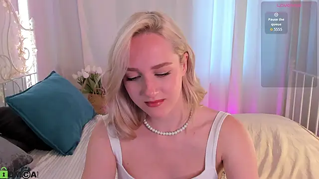 Chloe-Deccer online show from July 2026 01:27:02 AM