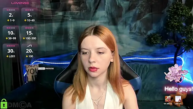 Snapshot of CarolInWonderland chatting on June 2026 06:07:02 AM CarolInWonderland online show from June 2026 06:07:02 AM
