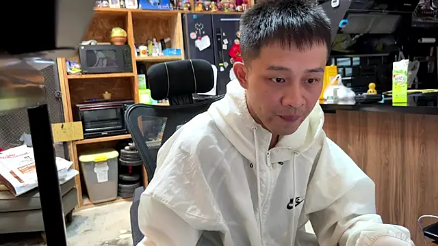Snapshot of deansu0819 chatting on July 2026 10:55:02 PM deansu0819 online show from July 2026 10:55:02 PM