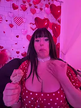 juliee1979 online show from June 2026 04:08:01 PM