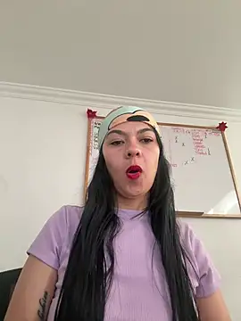 vanellopeFoxx online show from July 2026 04:58:01 PM