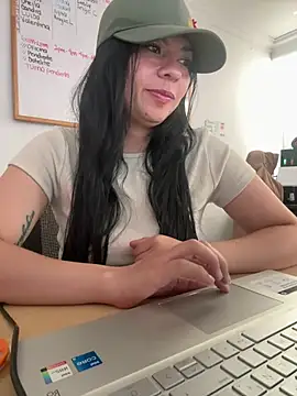 vanellopeFoxx online show from July 2026 05:09:02 PM