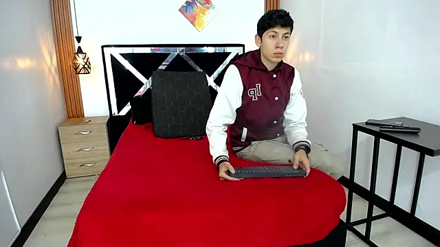 MIA COINS online show from July 2026 10:43:01 PM