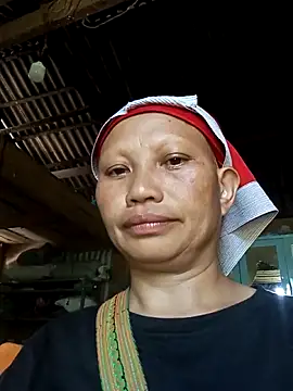Snapshot of Ila-min chatting on June 2026 06:29:02 AM Ila-min online show from June 2026 06:29:02 AM
