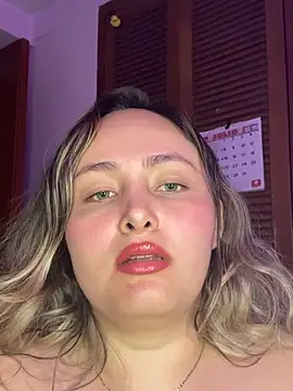 Snapshot of Rositafresitaa chatting on June 2026 04:35:02 AM Rositafresitaa online show from June 2026 04:35:02 AM