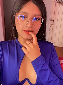 Snapshot of lizyyyy_ chatting on June 2026 09:31:02 PM lizyyyy online show from June 2026 09:31:02 PM