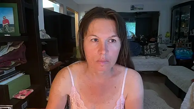 monikam82 online show from June 2026 10:09:01 AM