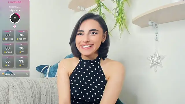 LunarLori online show from June 2026 08:17:01 PM