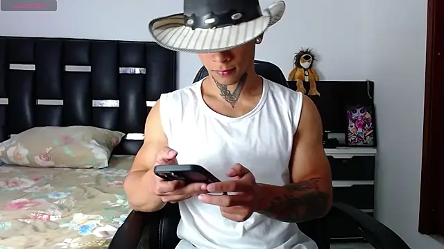 Erosscott  online show from July 2026 03:22:01 PM