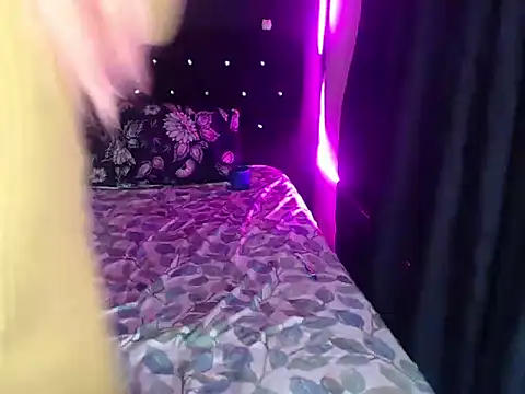 madame kitty online show from June 2026 01:05:02 AM