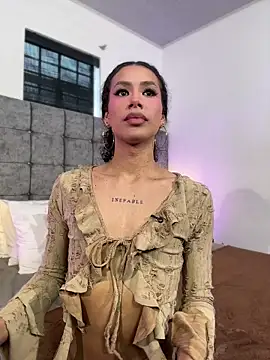 LiaDuquette online show from July 2026 05:25:01 PM