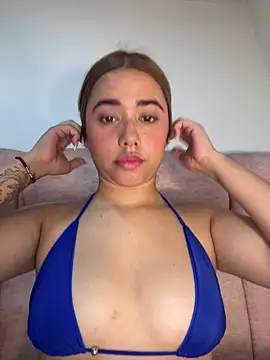 Issie 01 online show from June 2026 01:57:01 AM