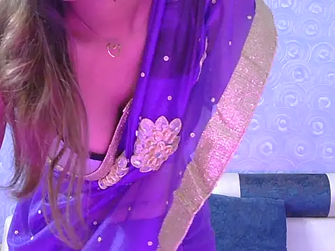 cute-iraa online show from July 2026 06:00:02 AM