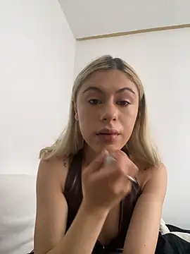 Lia-firee online show from July 2026 08:09:02 PM