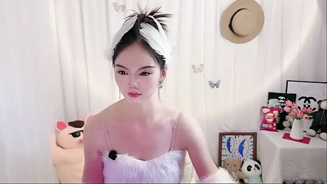 Ella-008 online show from June 2026 05:40:01 AM