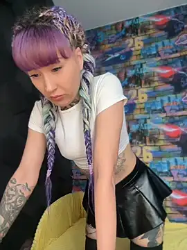 MoonAndDagger online show from June 2026 12:49:02 AM