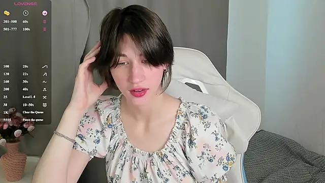 Carolina Lu online show from June 2026 02:24:02 AM