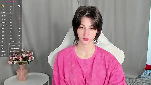 Carolina Lu online show from June 2026 02:08:01 AM