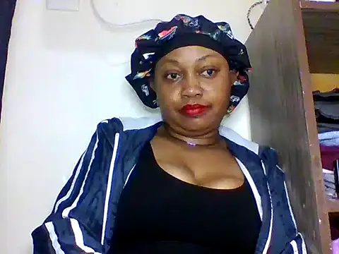 Snapshot of maggymiss chatting on July 2026 07:19:02 AM maggymiss online show from July 2026 07:19:02 AM