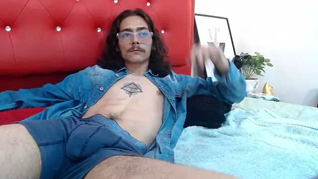 bigcock robert online show from June 2026 07:30:01 PM