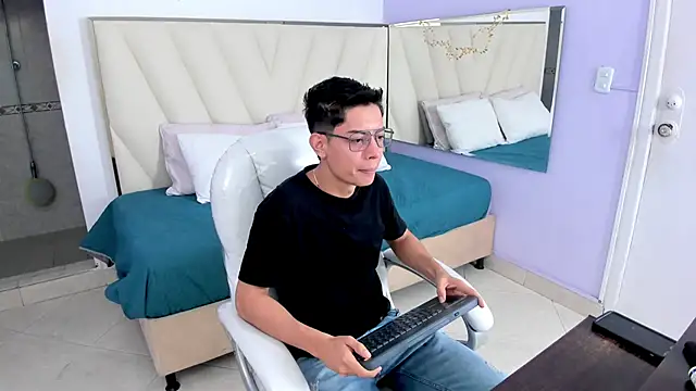 Ethan12  online show from June 2026 03:17:01 AM