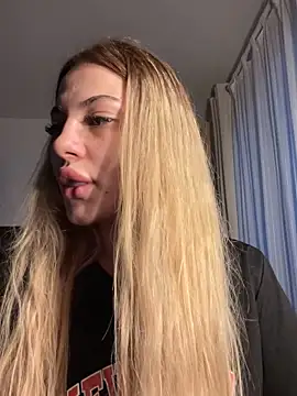 DariaSellen online show from June 2026 06:17:01 PM