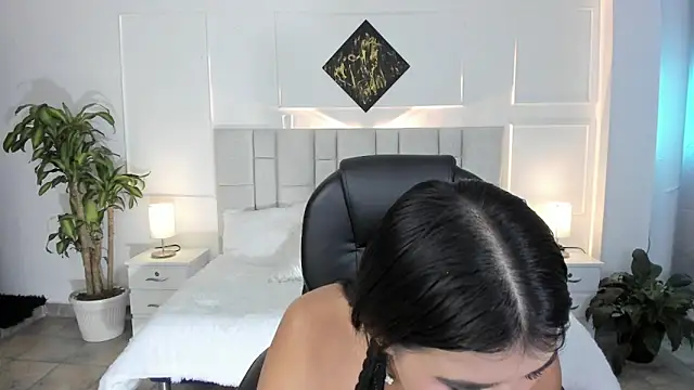 Martina evan online show from June 2026 10:38:01 AM