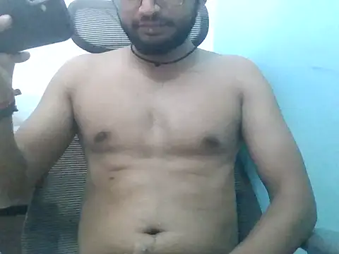 Snapshot of karthik1101 chatting on June 2026 09:31:02 PM karthik1101 online show from June 2026 09:31:02 PM
