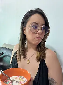 Snapshot of Emma_Jonas chatting on June 2026 06:58:02 PM Emma Jonas online show from June 2026 06:58:02 PM