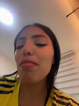 Snapshot of pursena_ chatting on June 2026 03:46:01 AM pursena online show from June 2026 03:46:01 AM