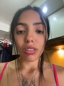 Snapshot of pursena_ chatting on June 2026 06:39:02 PM pursena online show from June 2026 06:39:02 PM