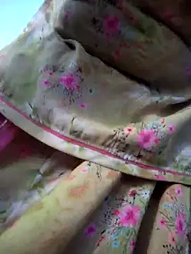 riyana tai online show from June 2026 01:05:01 AM