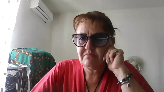 ErikaXShine online show from June 2026 12:10:02 PM
