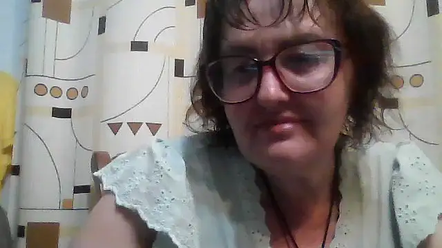 ErikaXShine online show from June 2026 08:09:02 PM