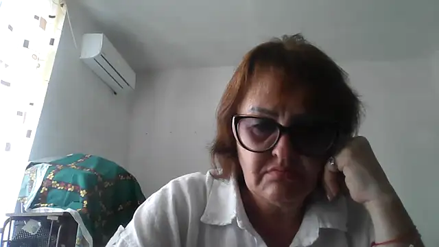 ErikaXShine online show from June 2026 12:16:01 PM