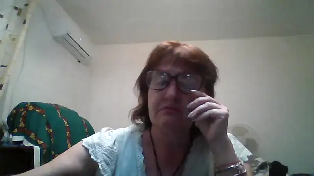 ErikaXShine online show from July 2026 05:28:01 PM