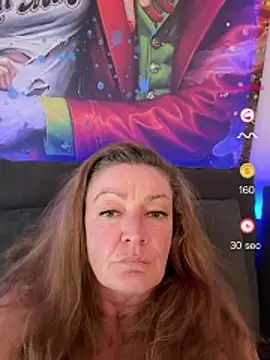 Snapshot of MumGabriela chatting on June 2026 10:58:01 AM MumGabriela online show from June 2026 10:58:01 AM