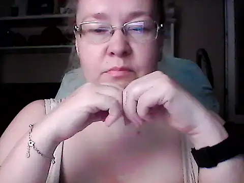 Viola27 online show from June 2026 04:16:01 PM