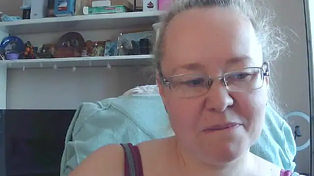 Viola27 online show from July 2026 07:10:01 AM