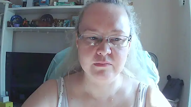 Viola27 online show from July 2026 02:12:01 AM