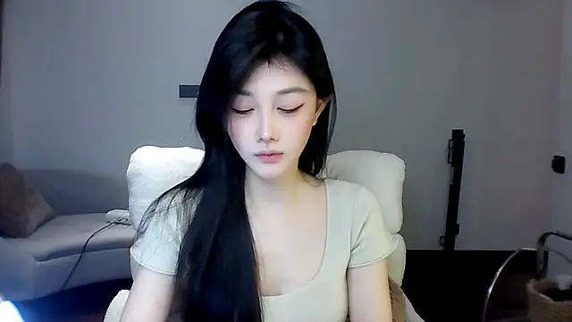SylvieMaya online show from July 2026 03:58:02 PM